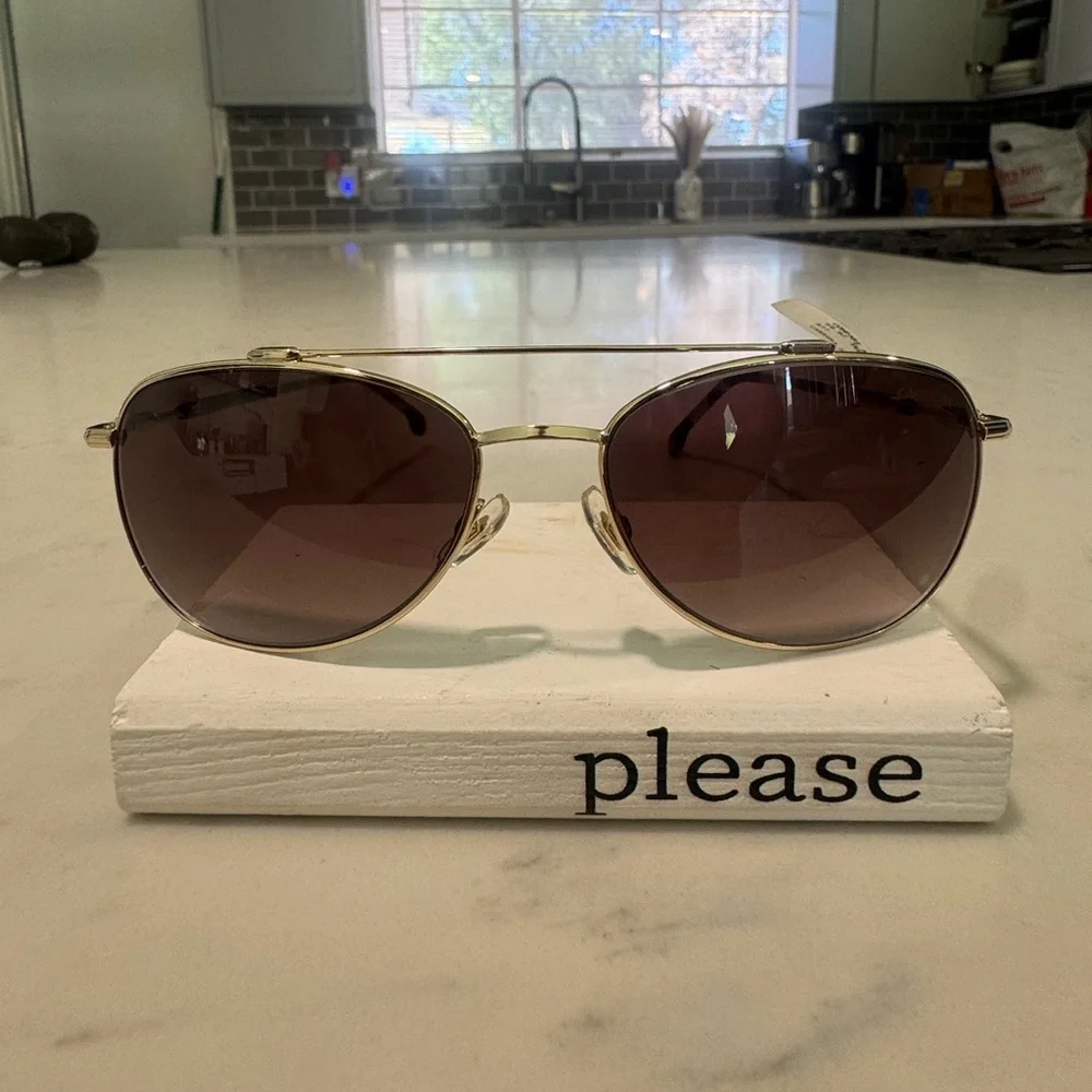 Carrera Gold Aviator Sunglasses with Tortoise Arms
